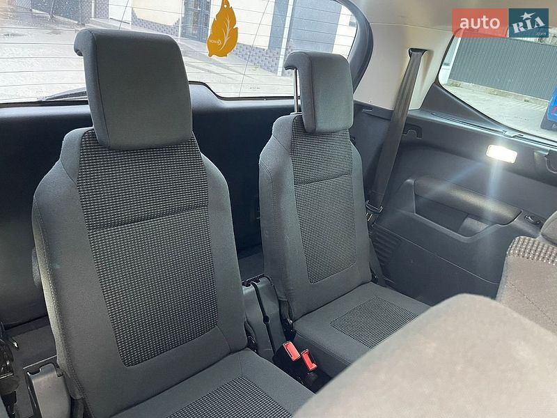 Фото Peugeot 5008 з оголошення AUTO.RIA