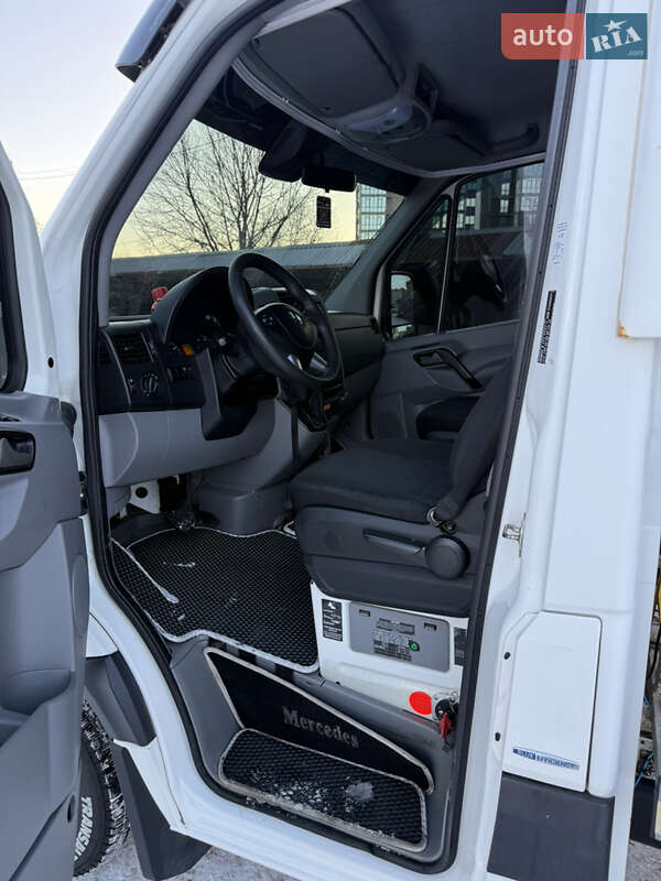 Фото Mercedes-Benz Sprinter з оголошення AUTO.RIA