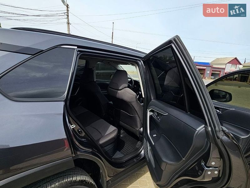 Фото Toyota RAV4 з оголошення AUTO.RIA