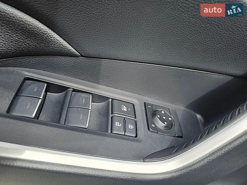 Фото Toyota RAV4 з оголошення AUTO.RIA