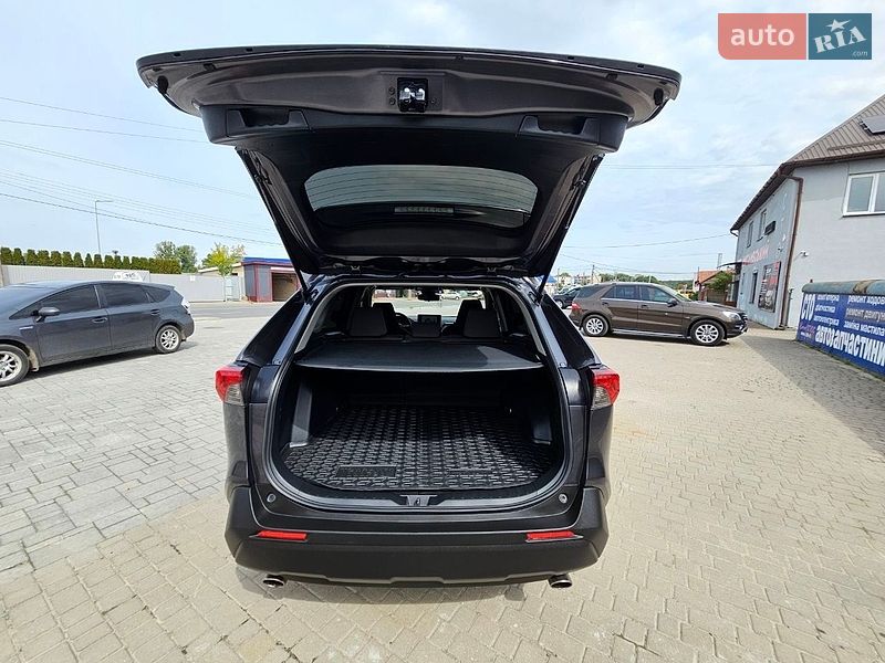 Фото Toyota RAV4 з оголошення AUTO.RIA