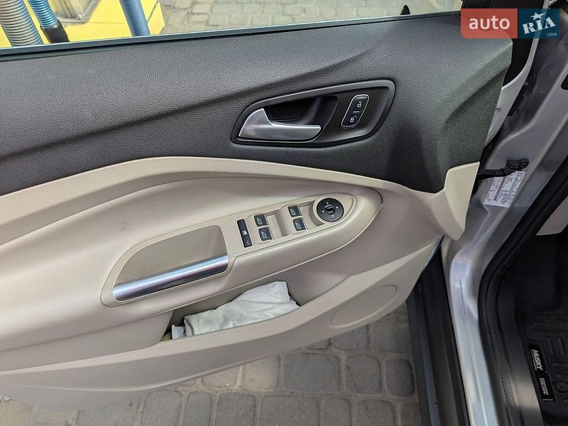 Фото Ford C-Max з оголошення AUTO.RIA