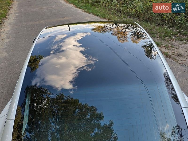 Фото Tesla Model 3 з оголошення AUTO.RIA