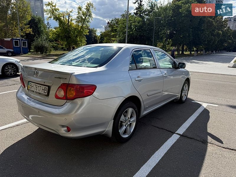 Фото Toyota Corolla з оголошення AUTO.RIA