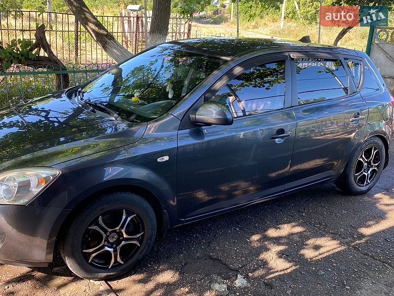 Фото Kia Ceed з оголошення AUTO.RIA