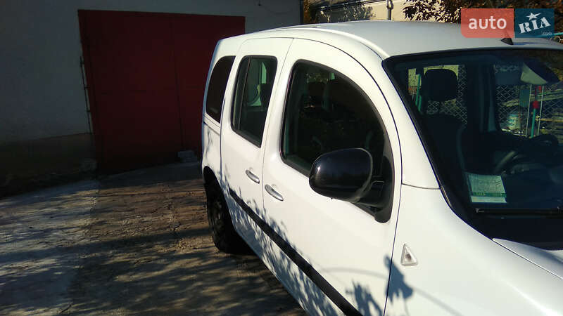 Фото Renault Kangoo з оголошення AUTO.RIA