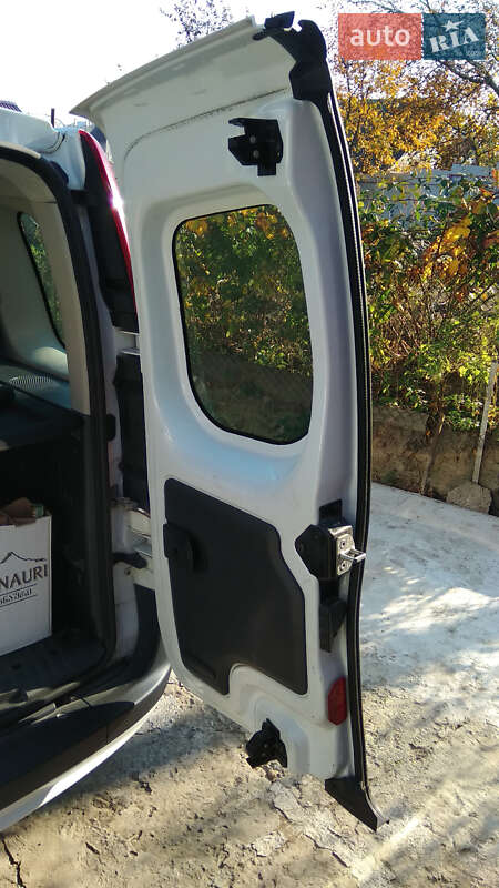 Фото Renault Kangoo з оголошення AUTO.RIA