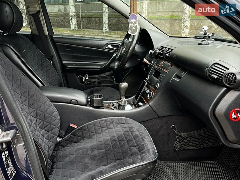 Фото Mercedes-Benz C-Class з оголошення AUTO.RIA