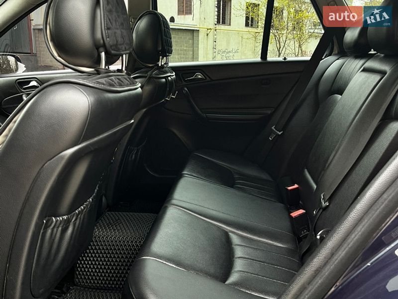 Фото Mercedes-Benz C-Class з оголошення AUTO.RIA