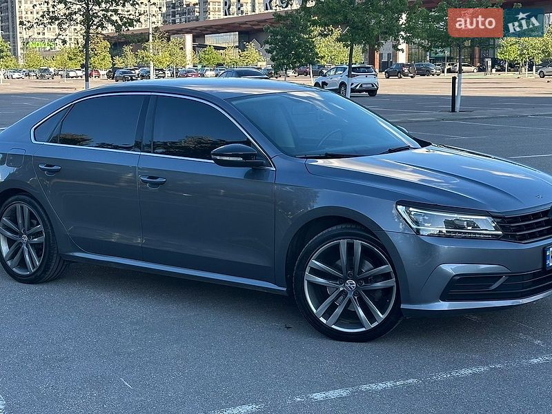 Фото Volkswagen Passat з оголошення AUTO.RIA