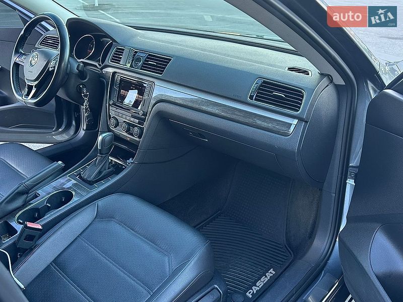 Фото Volkswagen Passat з оголошення AUTO.RIA