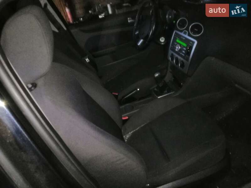 Фото Ford Focus з оголошення AUTO.RIA