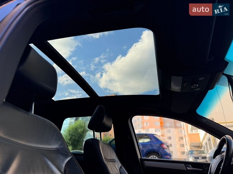 Фото Volkswagen Touareg з оголошення AUTO.RIA