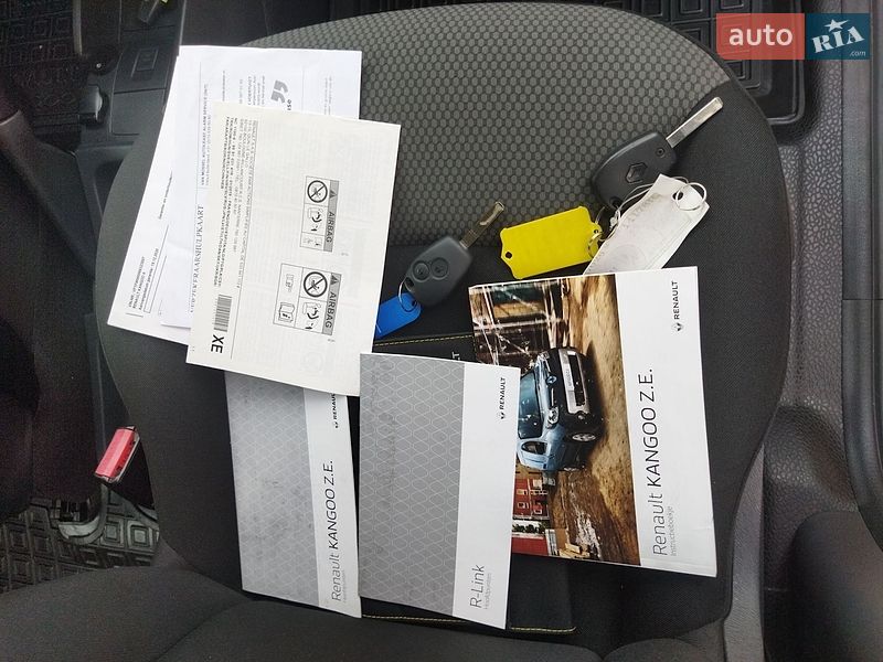 Фото Renault Kangoo з оголошення AUTO.RIA
