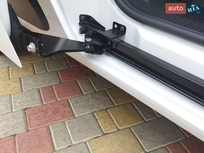 Фото Renault Kangoo з оголошення AUTO.RIA