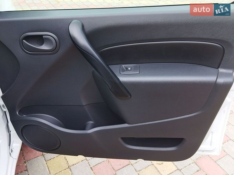 Фото Renault Kangoo з оголошення AUTO.RIA