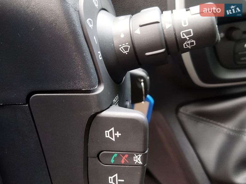Фото Renault Kangoo з оголошення AUTO.RIA