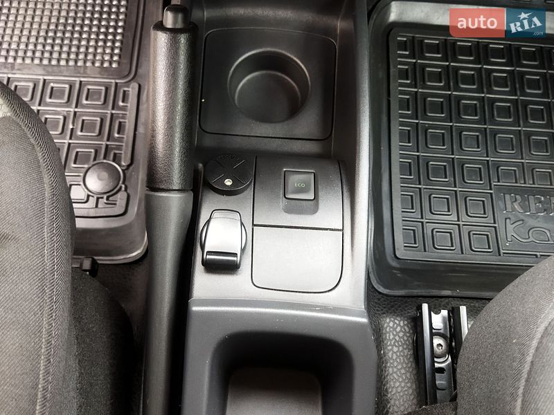 Фото Renault Kangoo з оголошення AUTO.RIA