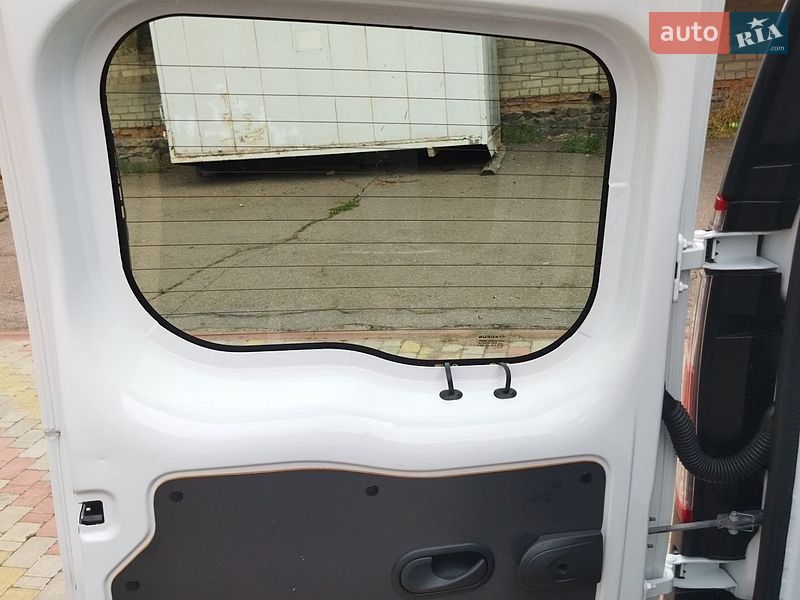Фото Renault Kangoo з оголошення AUTO.RIA