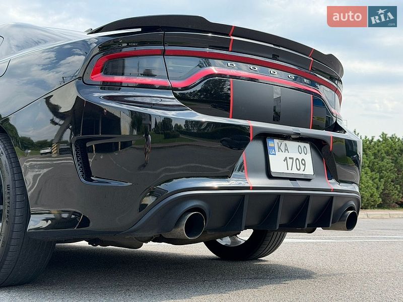 Фото Dodge Charger з оголошення AUTO.RIA