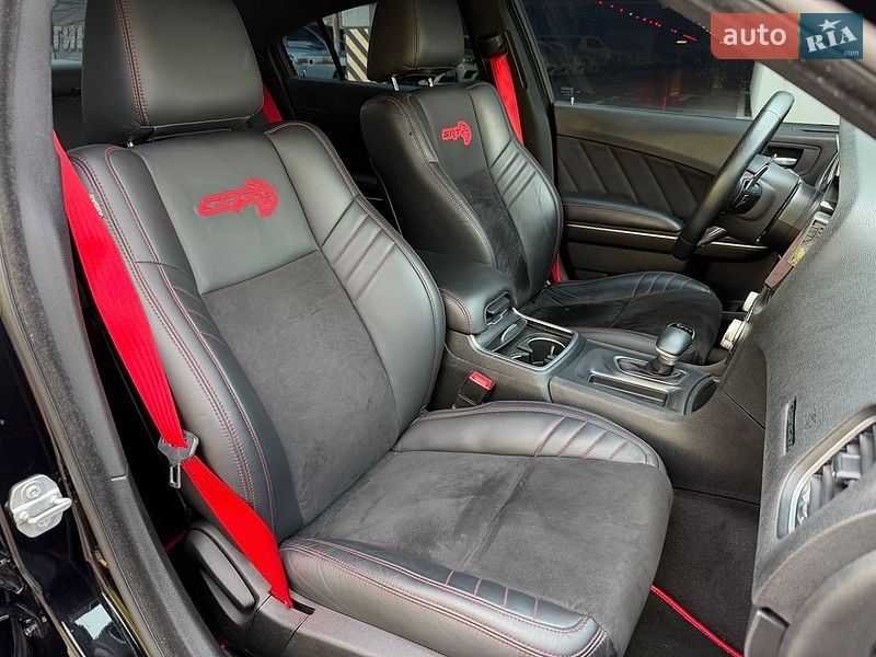 Фото Dodge Charger з оголошення AUTO.RIA