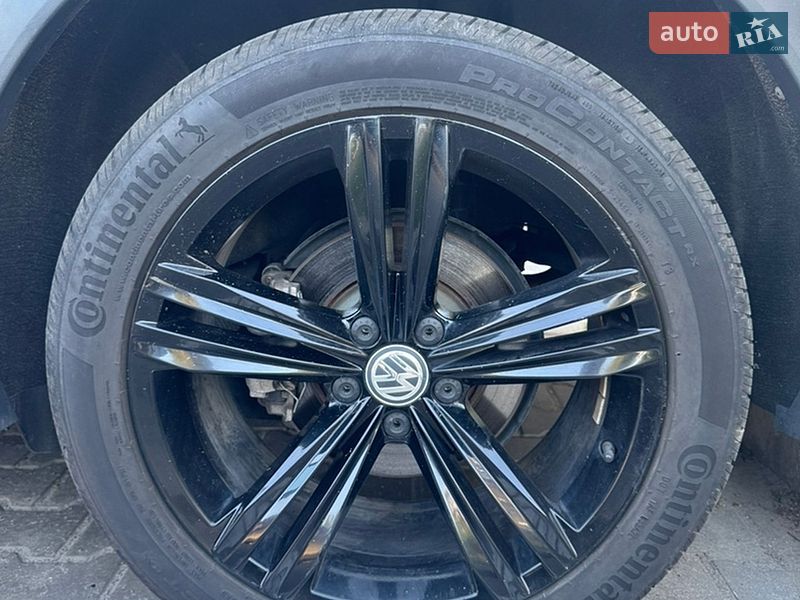 Фото Volkswagen Tiguan з оголошення AUTO.RIA