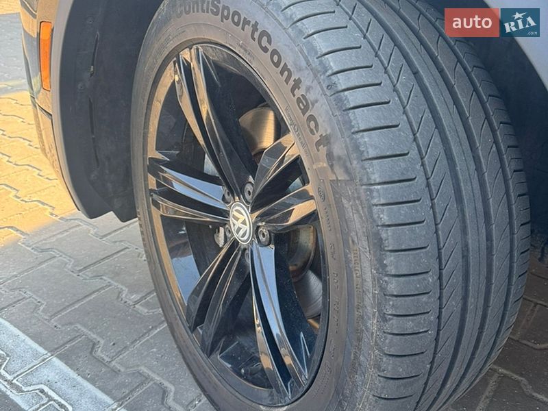Фото Volkswagen Tiguan з оголошення AUTO.RIA