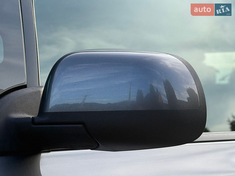 Фото Nissan Leaf з оголошення AUTO.RIA