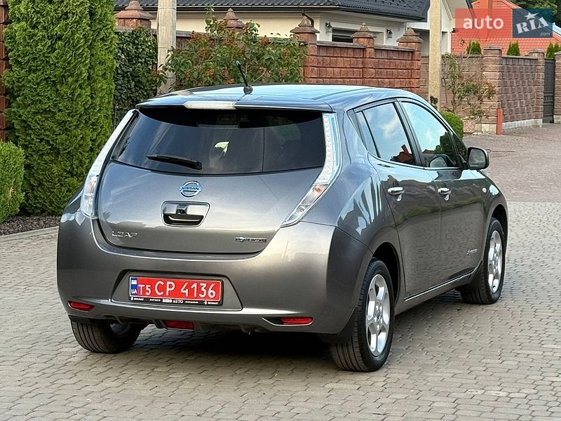 Фото Nissan Leaf з оголошення AUTO.RIA