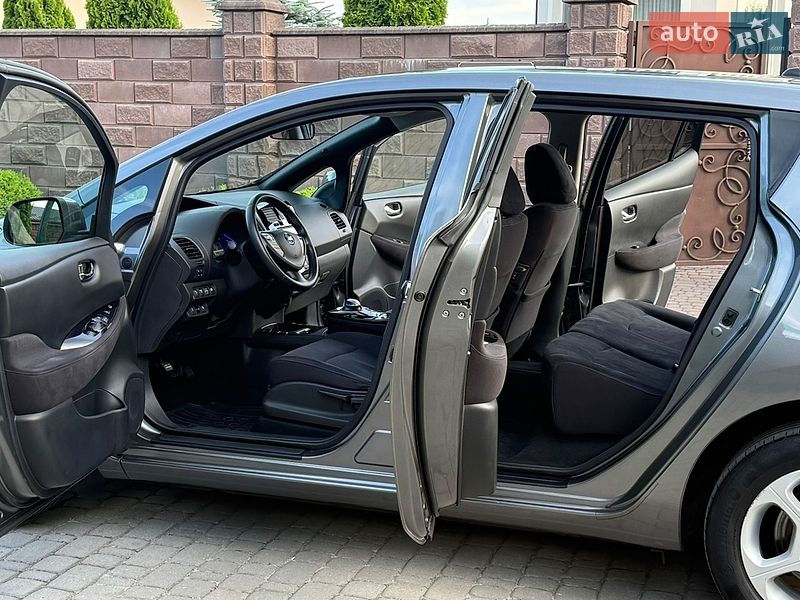 Фото Nissan Leaf з оголошення AUTO.RIA