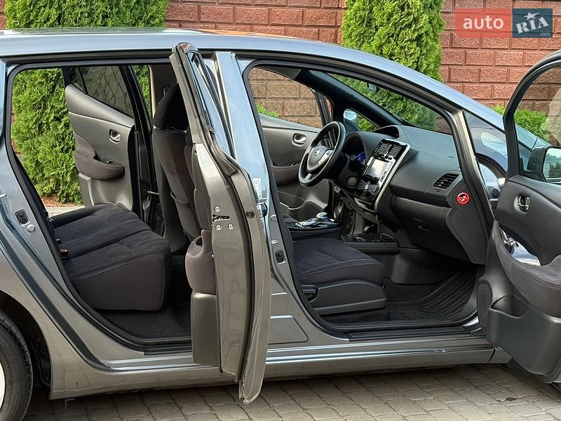 Фото Nissan Leaf з оголошення AUTO.RIA