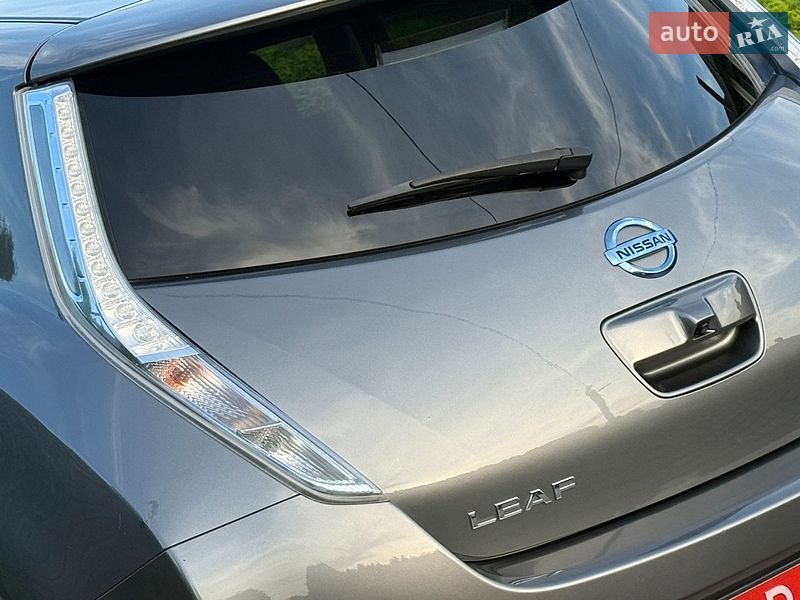 Фото Nissan Leaf з оголошення AUTO.RIA