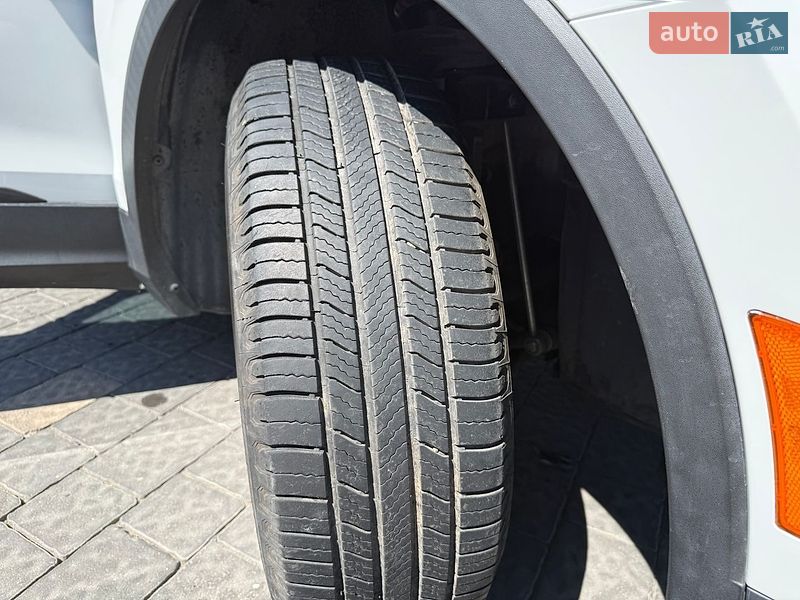 Фото Volkswagen Tiguan з оголошення AUTO.RIA