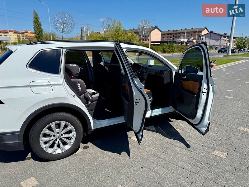 Фото Volkswagen Tiguan з оголошення AUTO.RIA