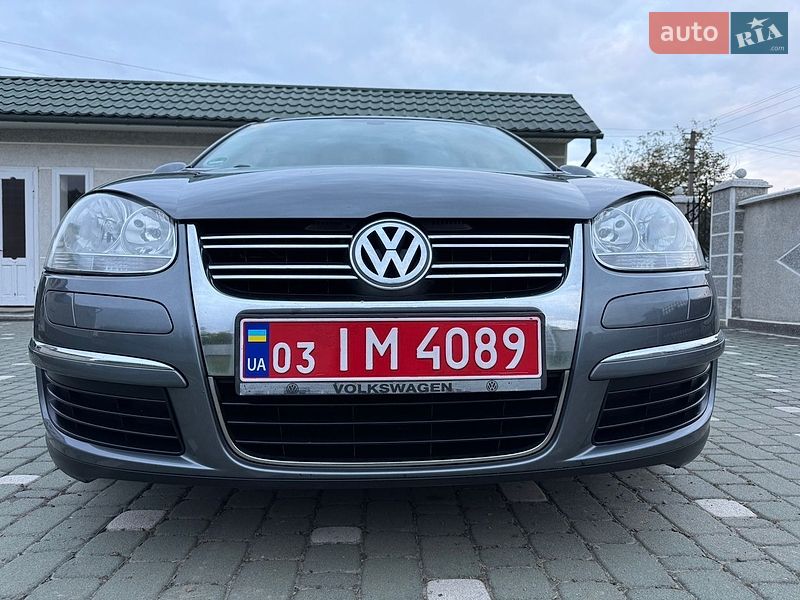 Фото Volkswagen Golf з оголошення AUTO.RIA
