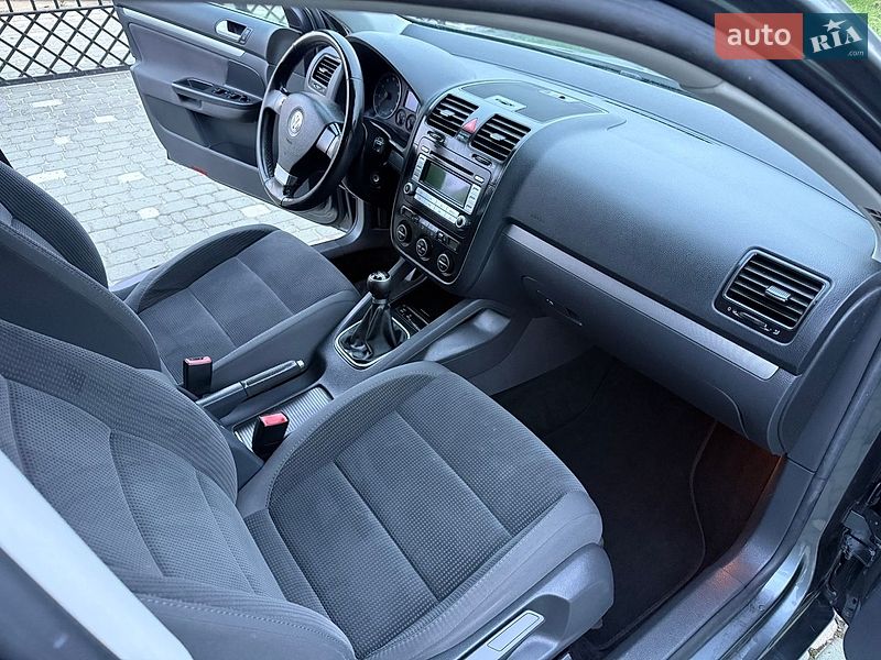 Фото Volkswagen Golf з оголошення AUTO.RIA