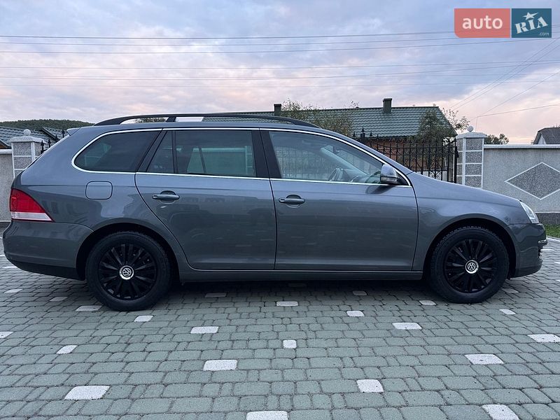 Фото Volkswagen Golf з оголошення AUTO.RIA