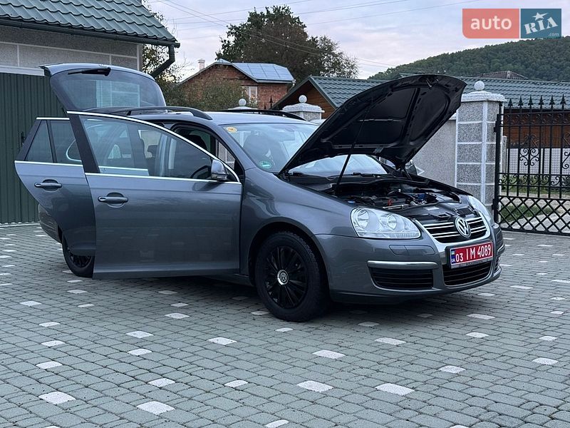 Фото Volkswagen Golf з оголошення AUTO.RIA