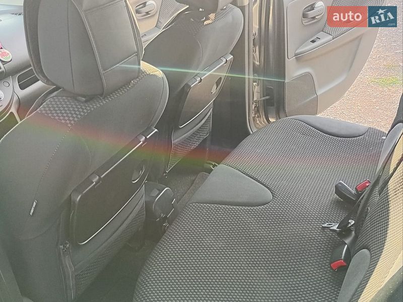 Фото Nissan Note з оголошення AUTO.RIA