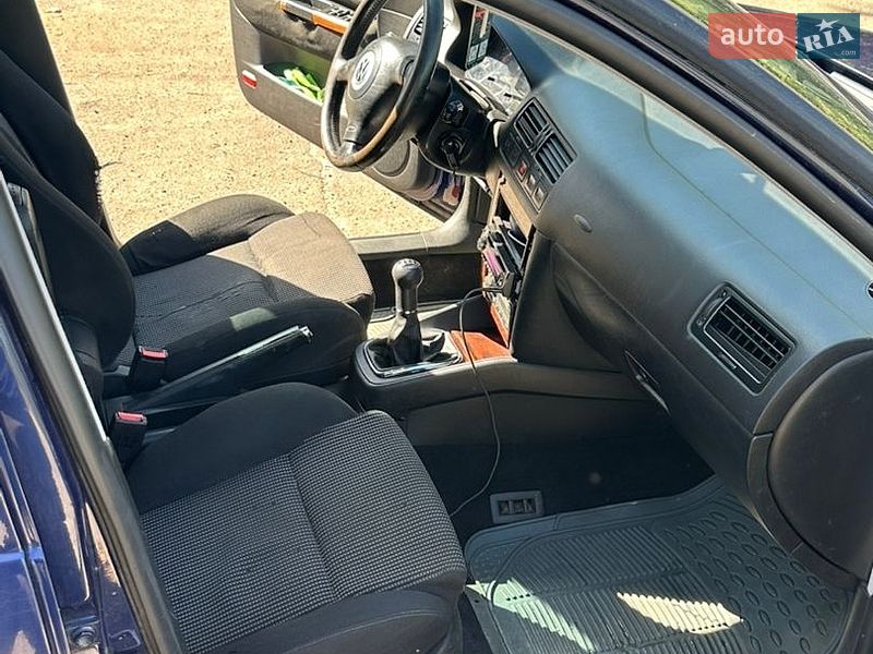 Фото Volkswagen Bora з оголошення AUTO.RIA
