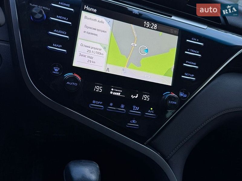 Фото Toyota Camry з оголошення AUTO.RIA