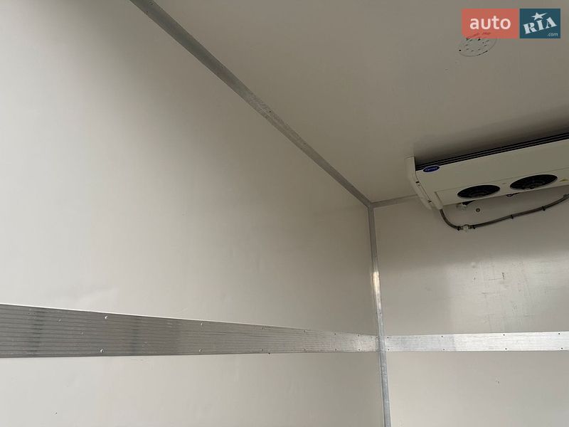 Фото Renault Master з оголошення AUTO.RIA