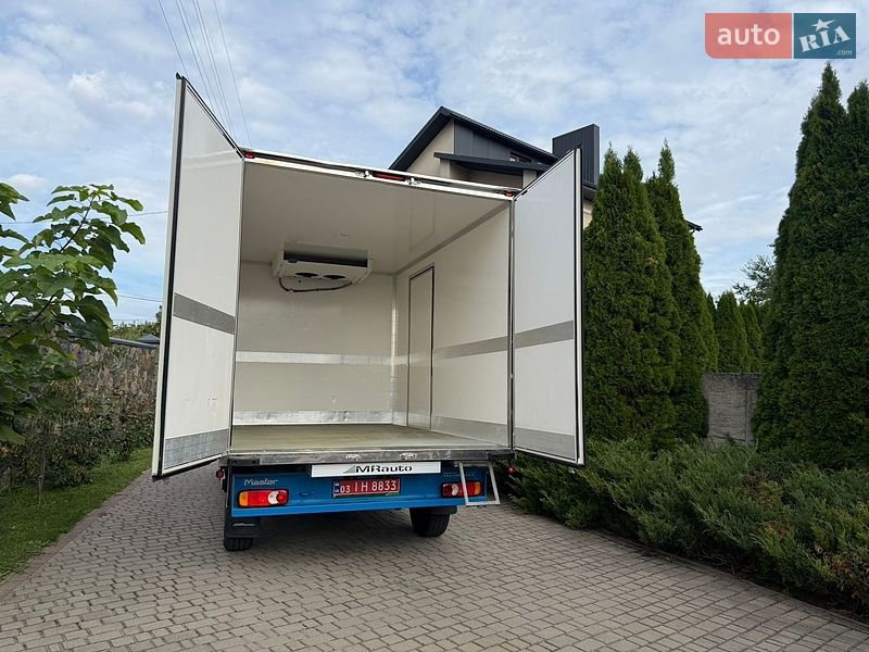 Фото Renault Master з оголошення AUTO.RIA