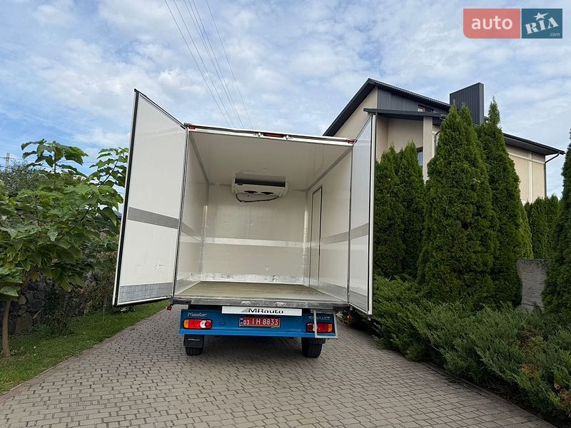 Фото Renault Master з оголошення AUTO.RIA