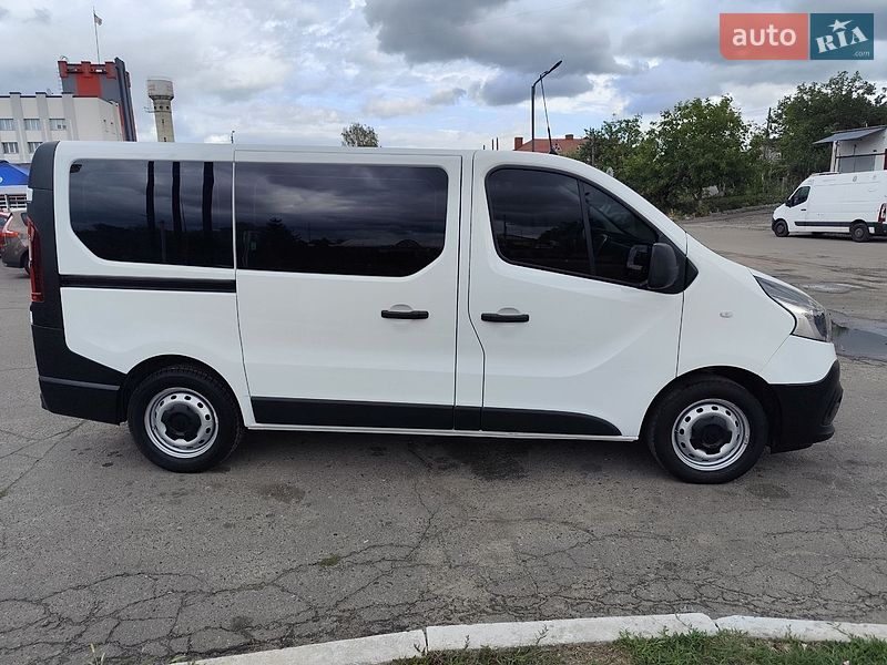 Фото Renault Trafic з оголошення AUTO.RIA