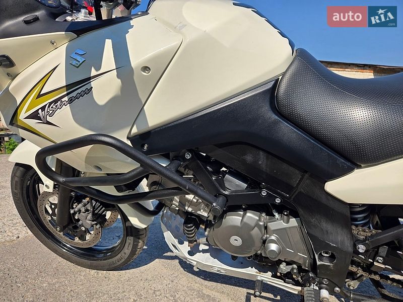 Фото Suzuki DL 650 з оголошення AUTO.RIA