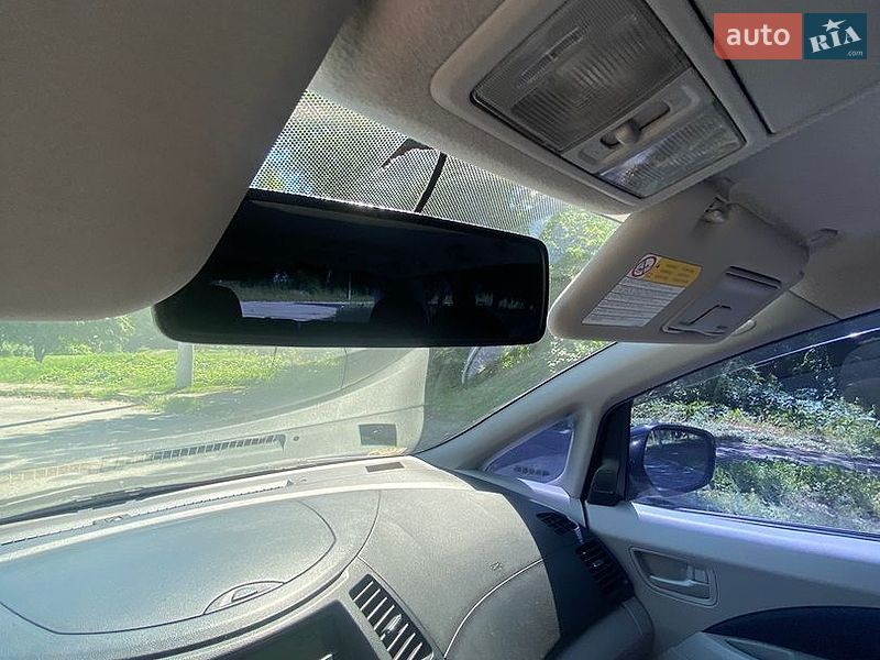 Фото Mitsubishi Grandis з оголошення AUTO.RIA