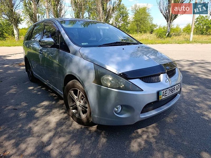 Фото Mitsubishi Grandis з оголошення AUTO.RIA