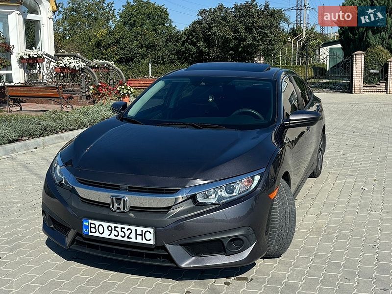 Фото Honda Civic з оголошення AUTO.RIA