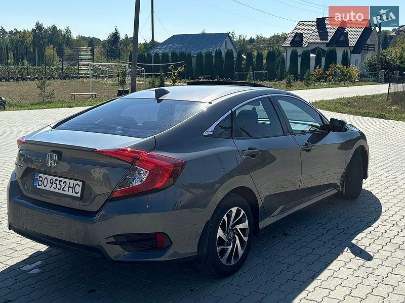 Фото Honda Civic з оголошення AUTO.RIA
